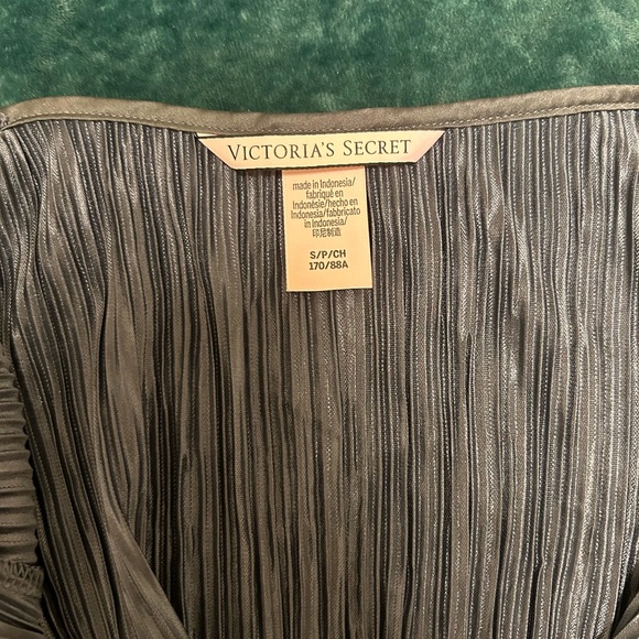 Victoria’s Secret cami top - Picture 4 of 4